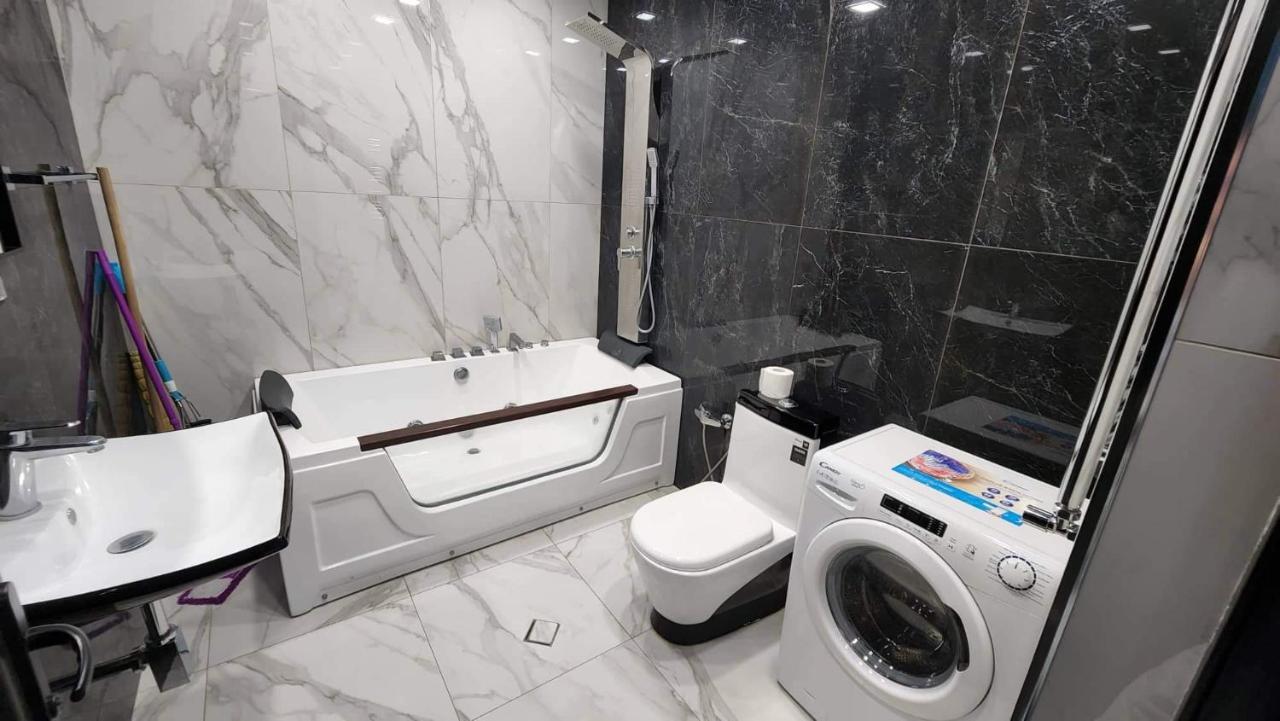 Luxuary 2Bedroom 2 Bathroom Apartment With Jacuzzi Erevan Exterior foto
