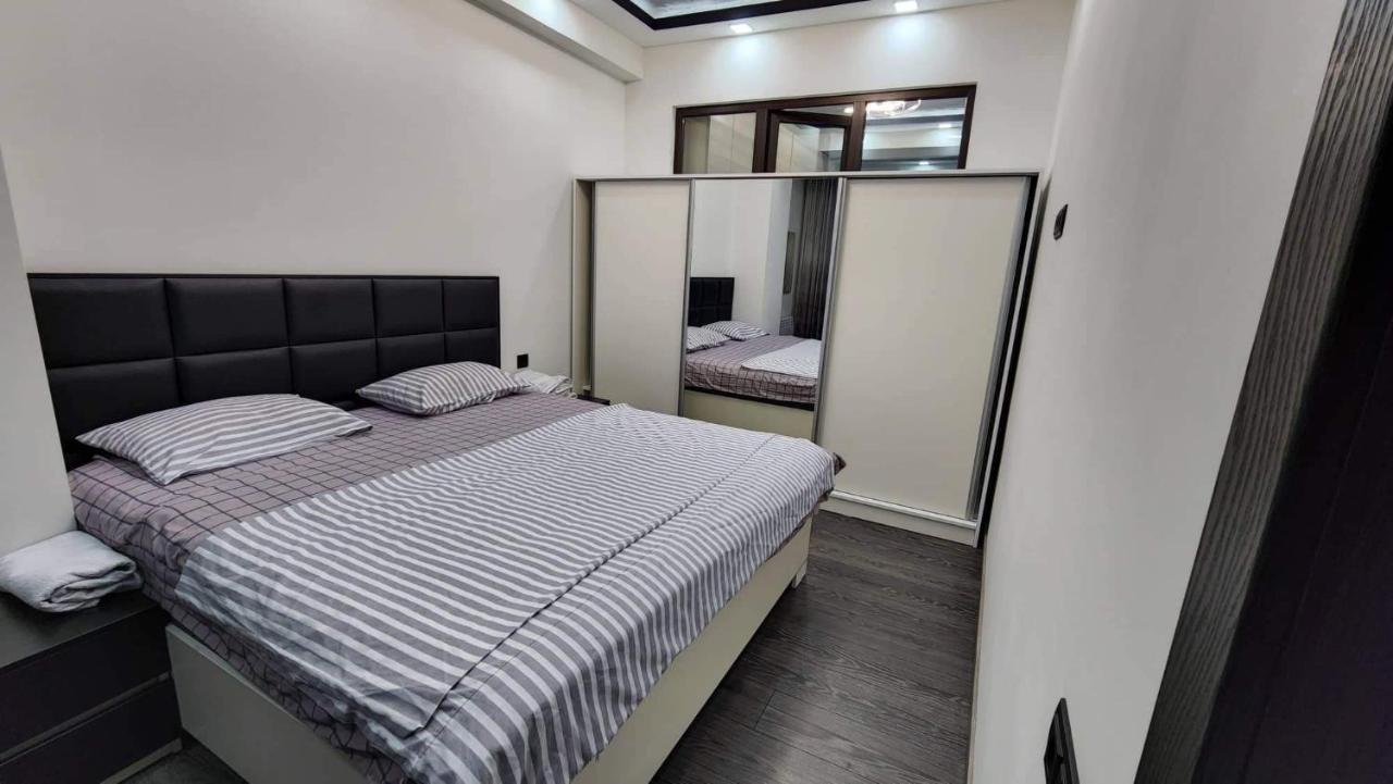 Luxuary 2Bedroom 2 Bathroom Apartment With Jacuzzi Erevan Exterior foto